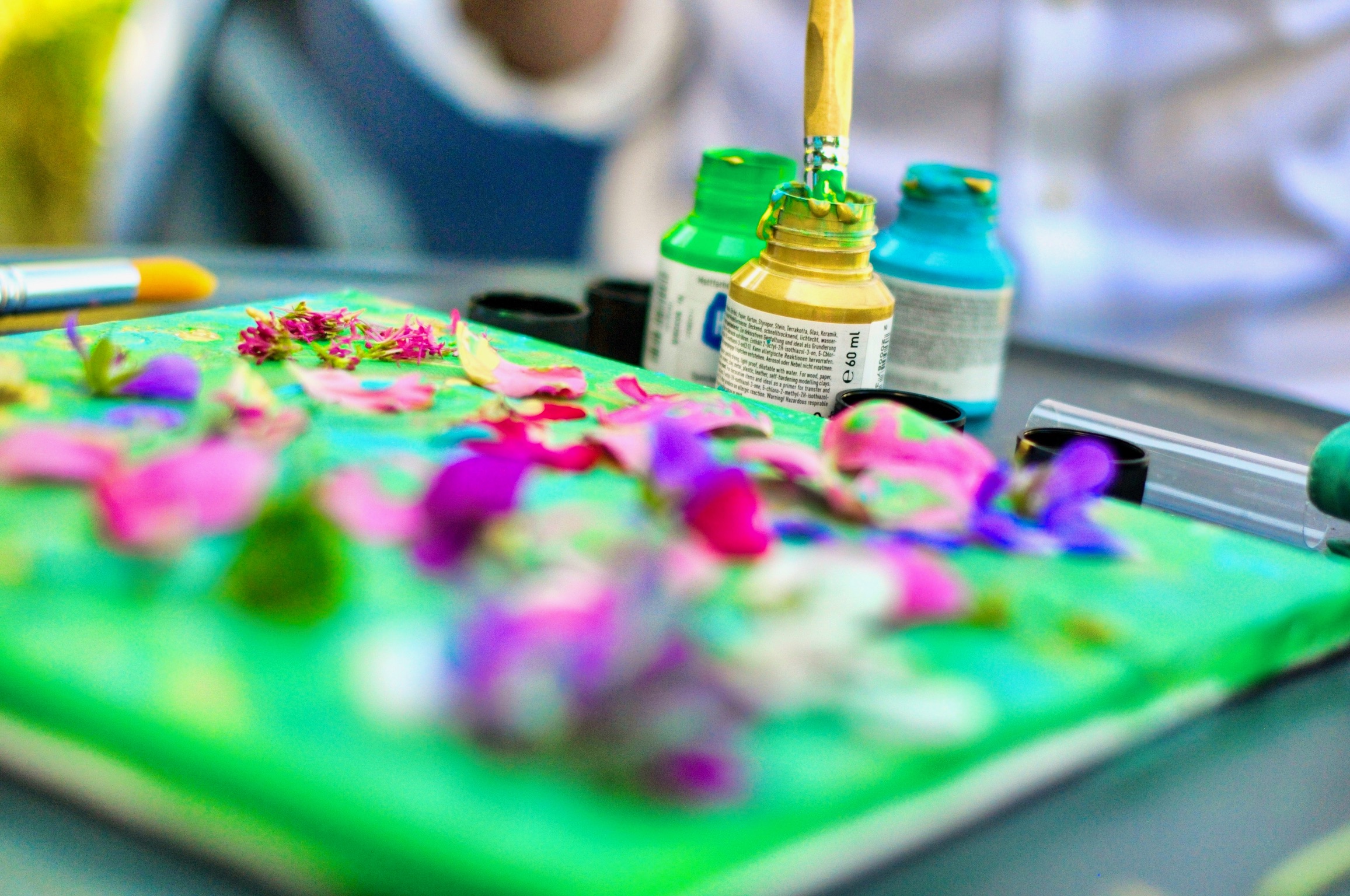 wieder malen, kreativ sein, malen im Atelier, Kunst, Kreativität, Malkurs, Malworkshop